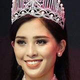 Chuyên viên Thu Hà