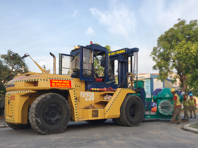 Cho thuê xe nâng khu công nghiệp Phúc Điền