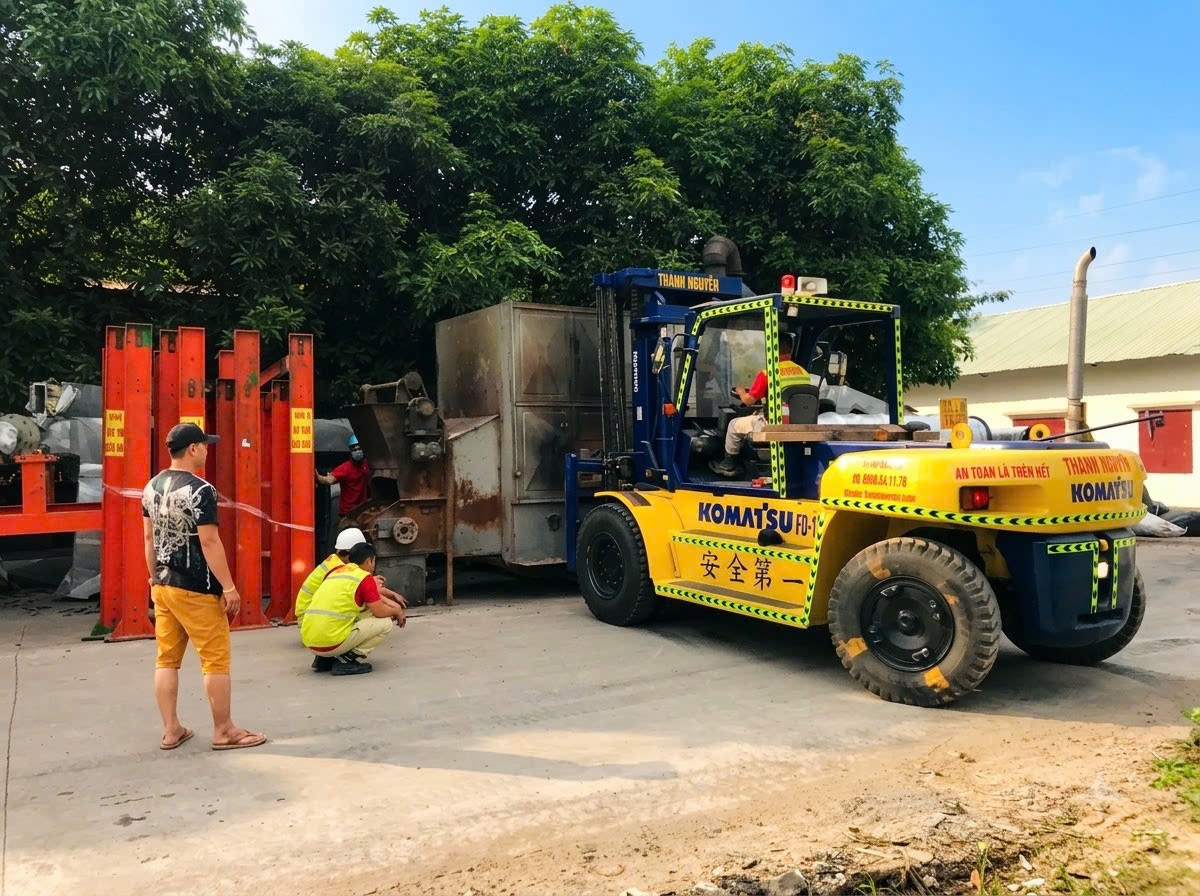 Trung Chuyển Đại Lộ & Hạ Đặt Cụm Lò Than Nhiệt Luyện Chi Tiết Máy KCN Tân Trường Hải Dương